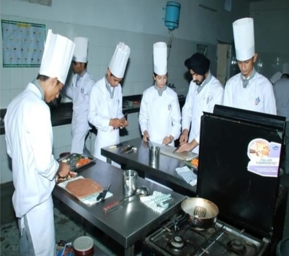 Swami Satyanand College of Management and Technology Amritsar Extra Curriculars photo 11